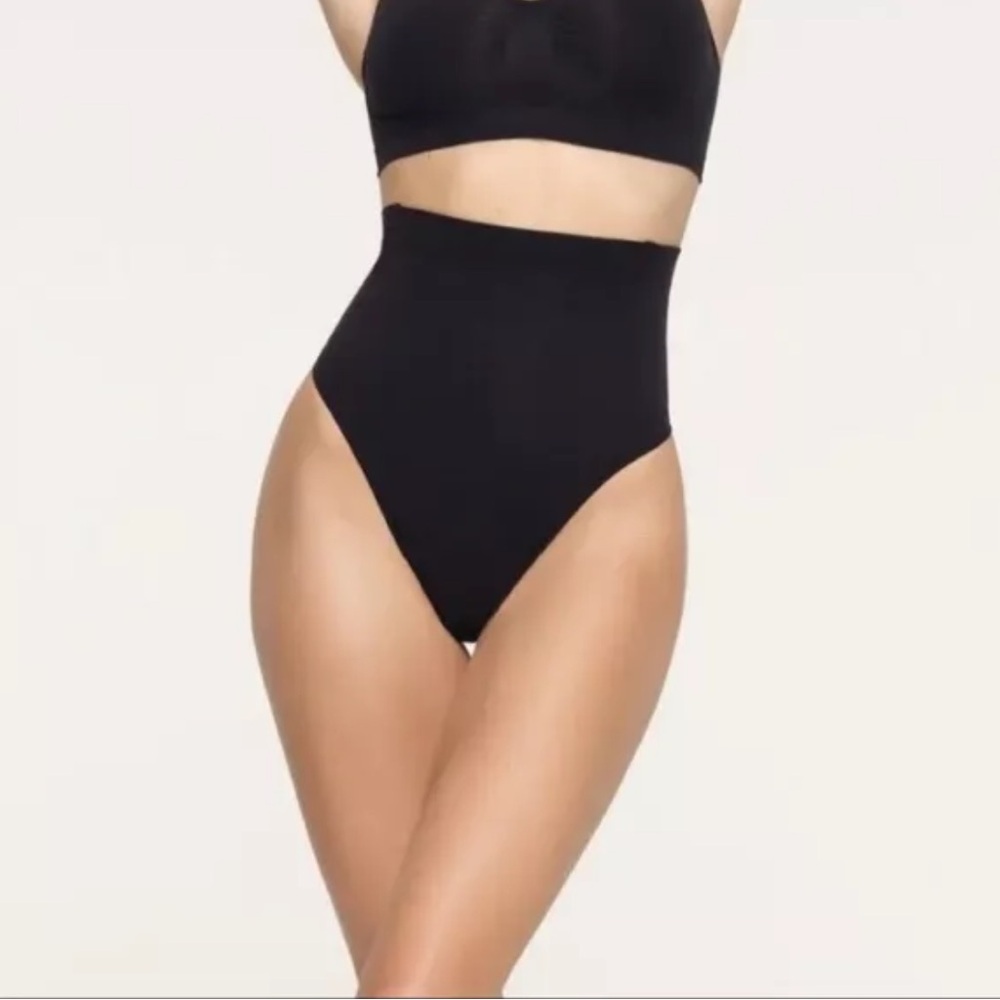 SKIMS Core Control High Waisted Onyx Thong